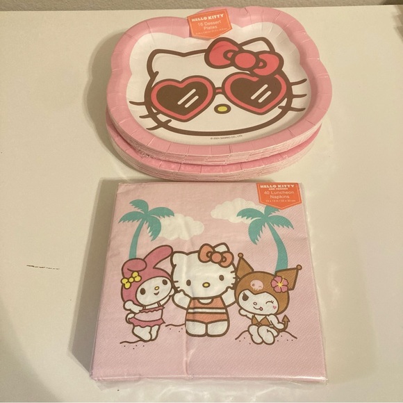 Sold ‼️Hello Kitty Summer Dessert Plates and Napkins - Picture 2 of 10